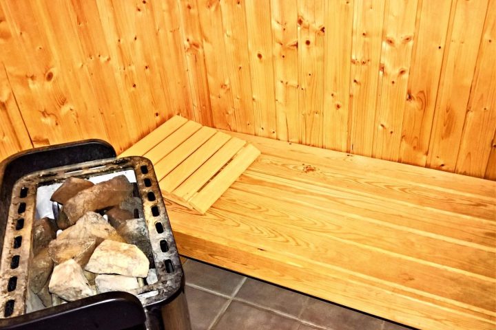 Spa Suite with Private Sauna
